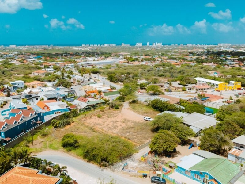 Land for Sale in Tanki Leendert